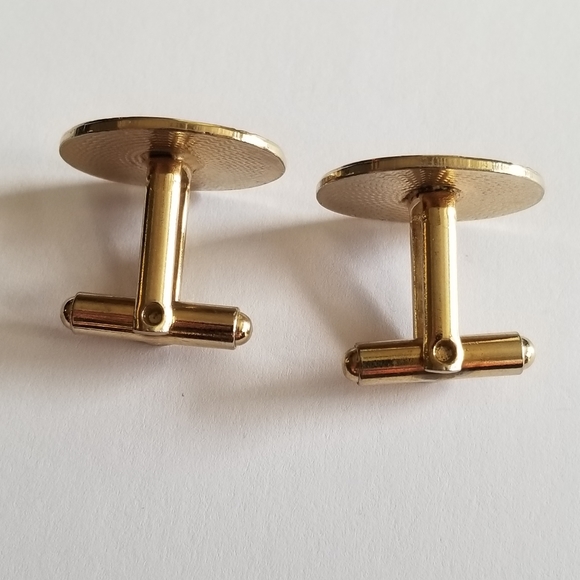 Vintage cufflinks gold tone oval etched design cuff links - Picture 4 of 10